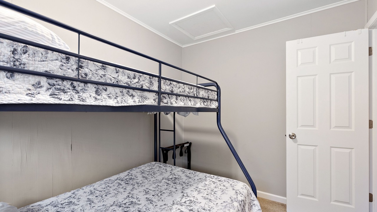 Photo of Bedroom in Lexington