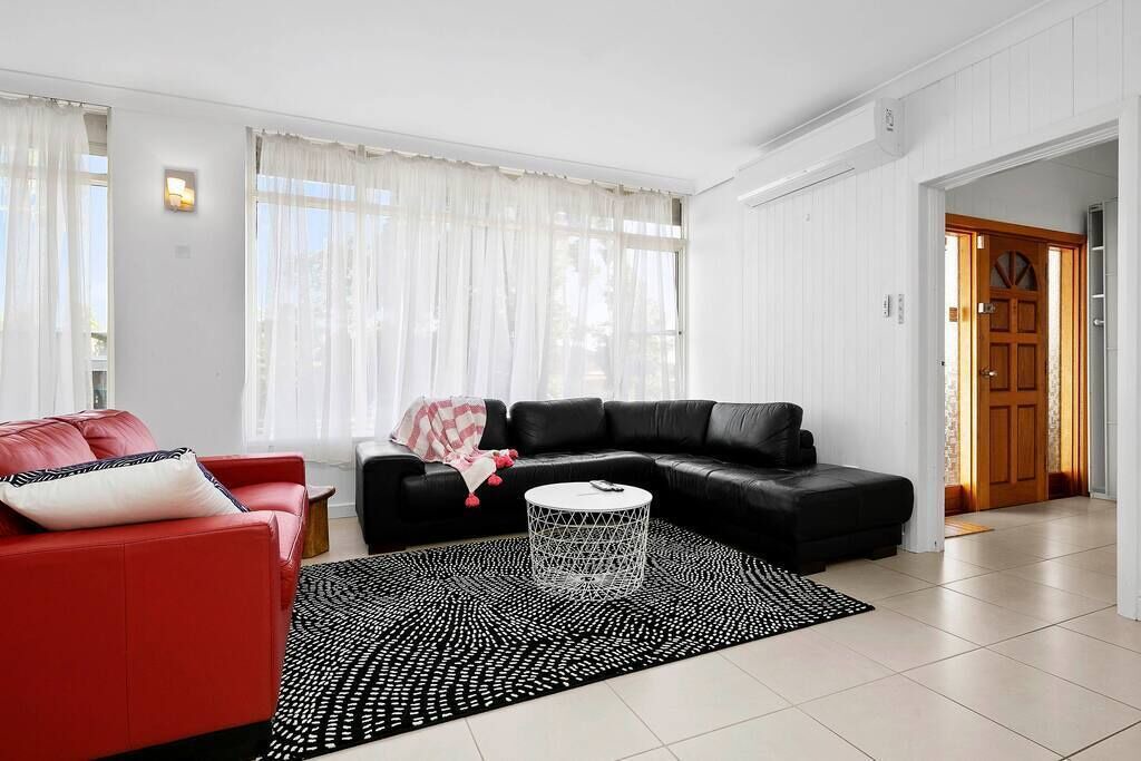 Photo of Livingroom in Blair Athol