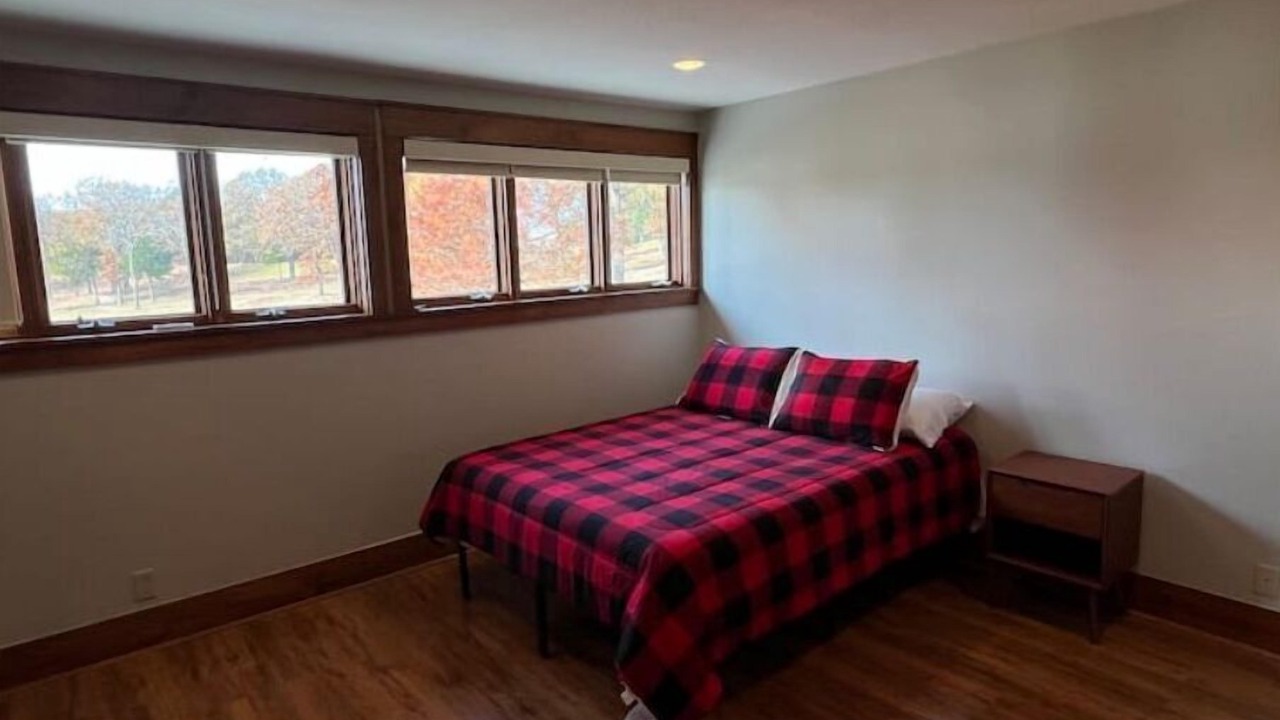 Photo of Bedroom in Lindale
