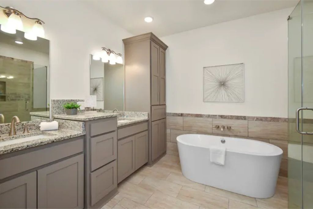 Photo of Bathroom in Lindale