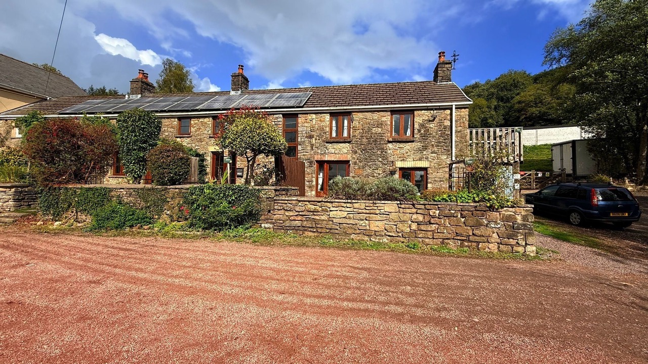 Photo of Others in Cwmbach