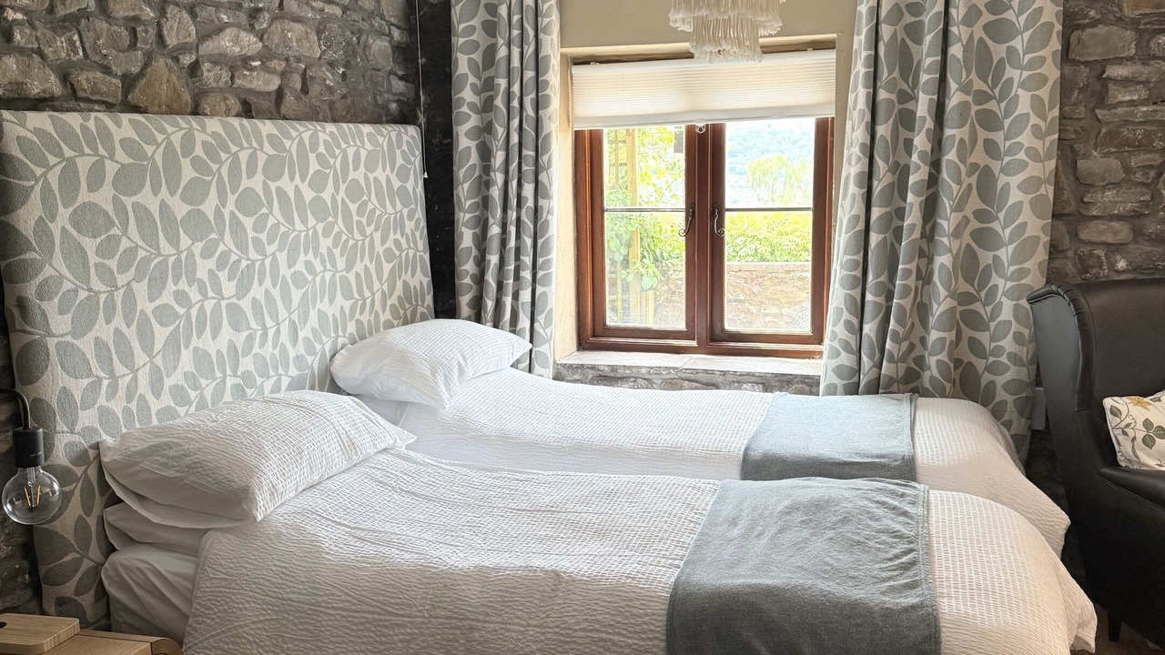 Photo of Others in Cwmbach