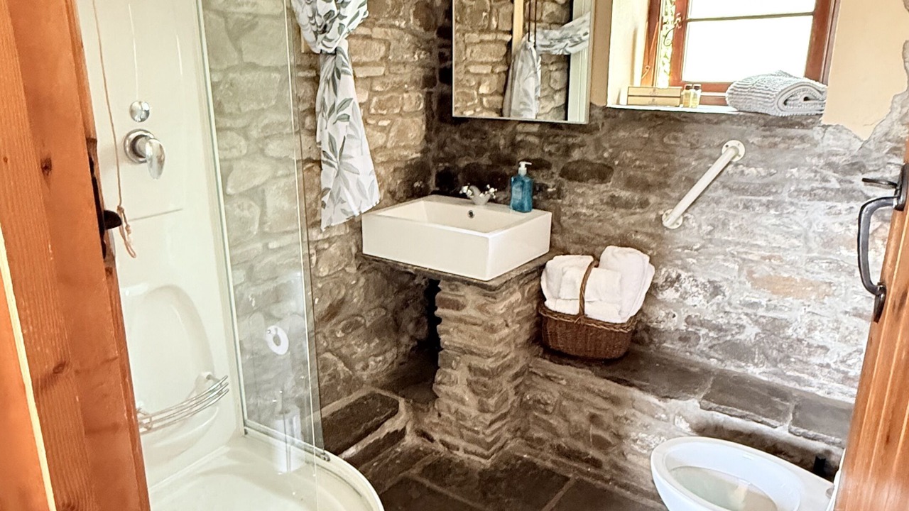 Photo of Others in Cwmbach