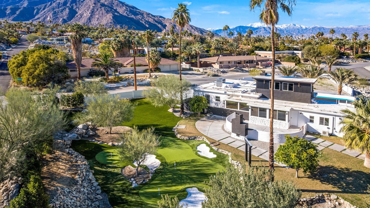 Photo of Outdoor in Little Tuscany