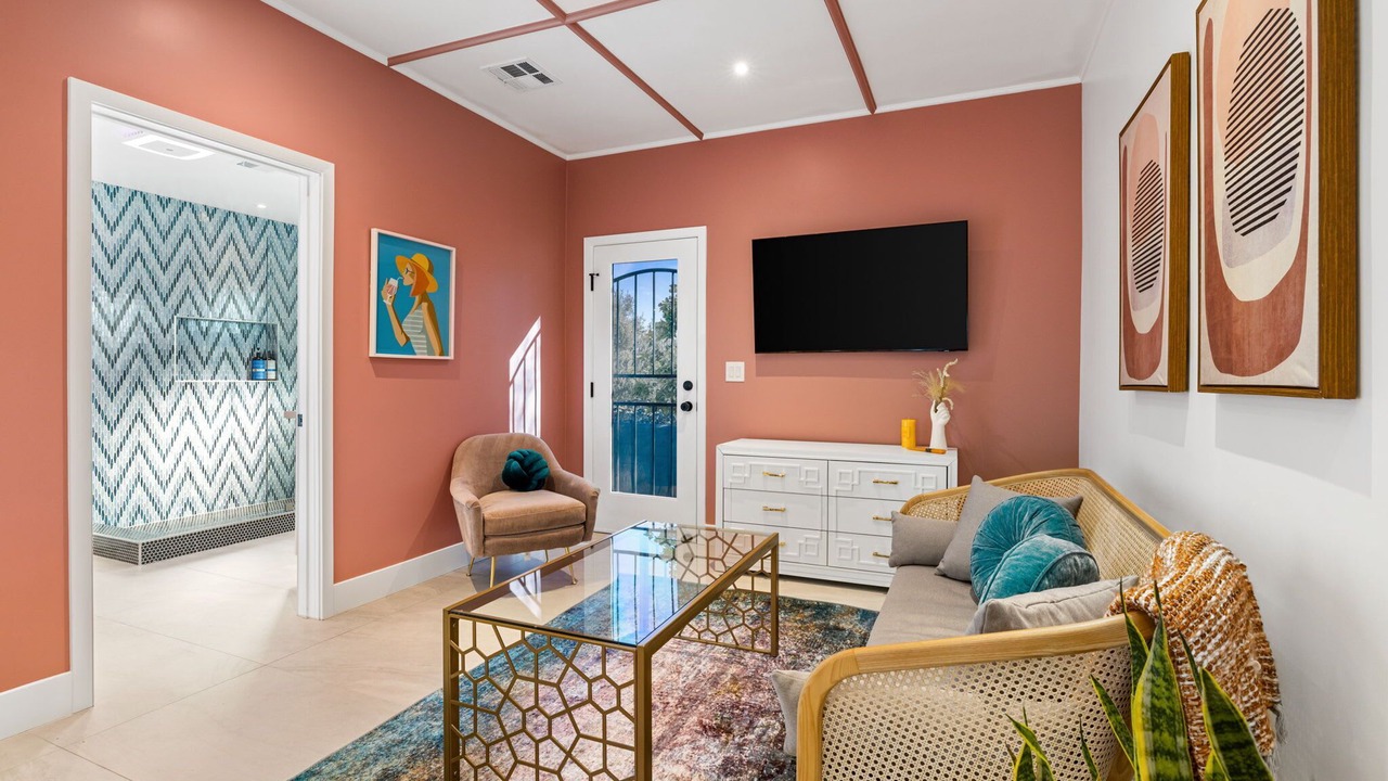 Photo of Livingroom in Little Tuscany