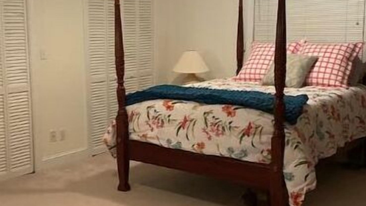 Photo of Bedroom in Marshallberg