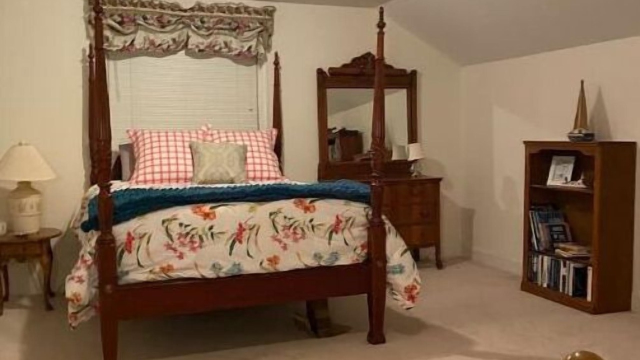 Photo of Bedroom in Marshallberg