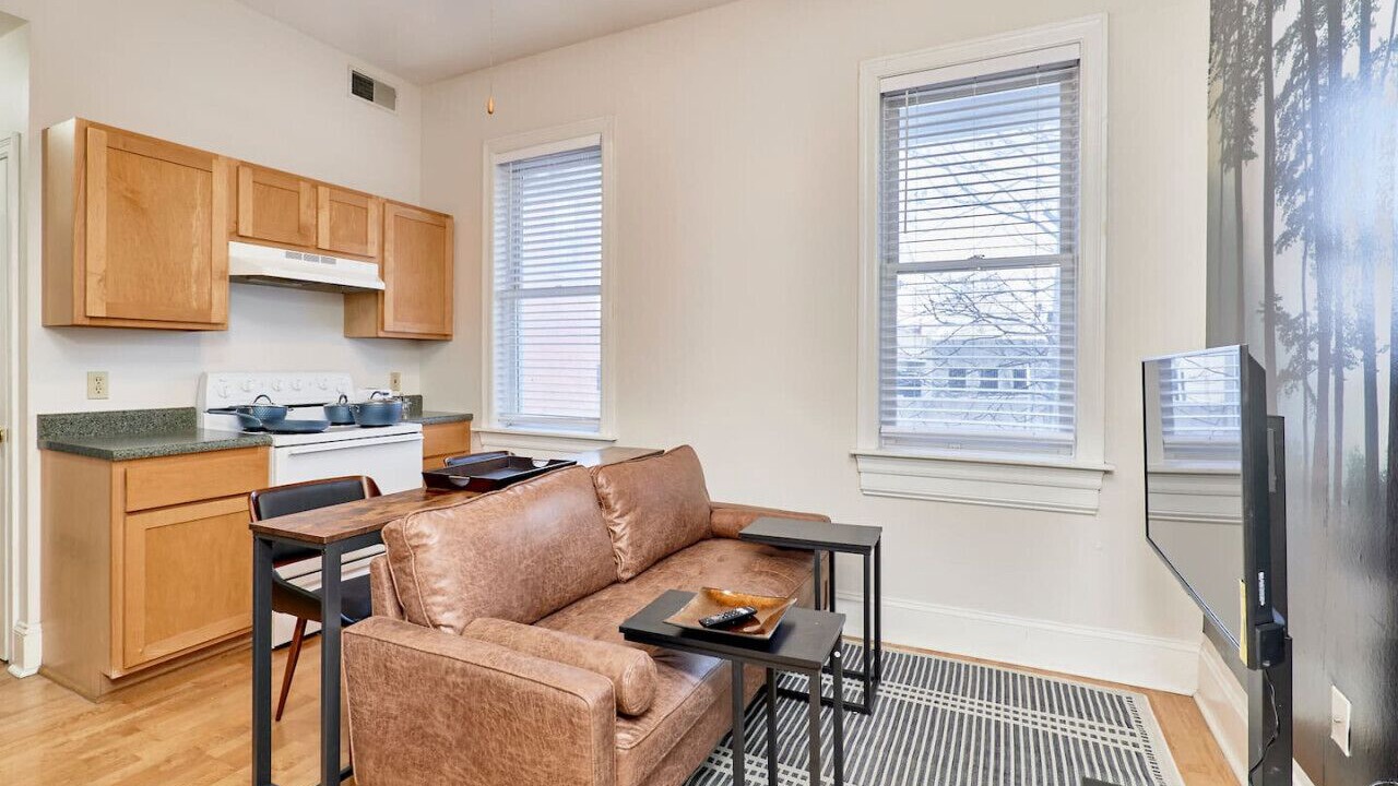 Photo of Livingroom in Grand Center