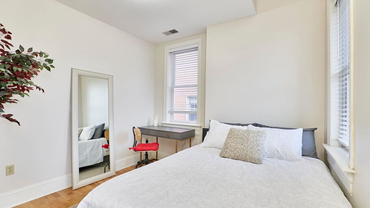 Photo of Bedroom in Grand Center