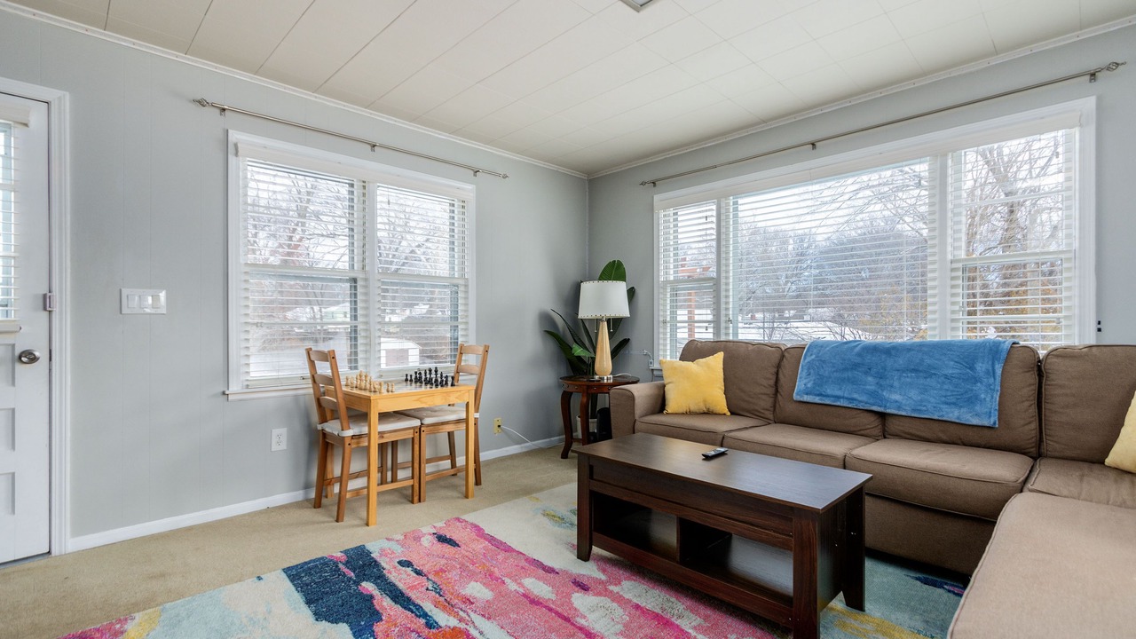 Photo of Livingroom in Overland Park