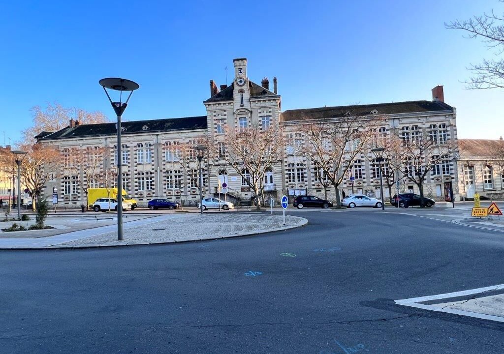 Photo of Outdoor in Tours