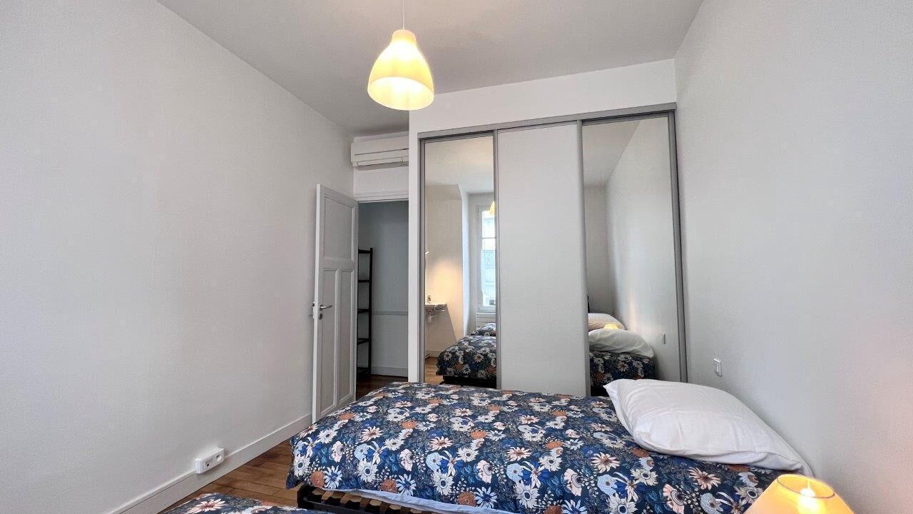 Photo of Bedroom in Tours