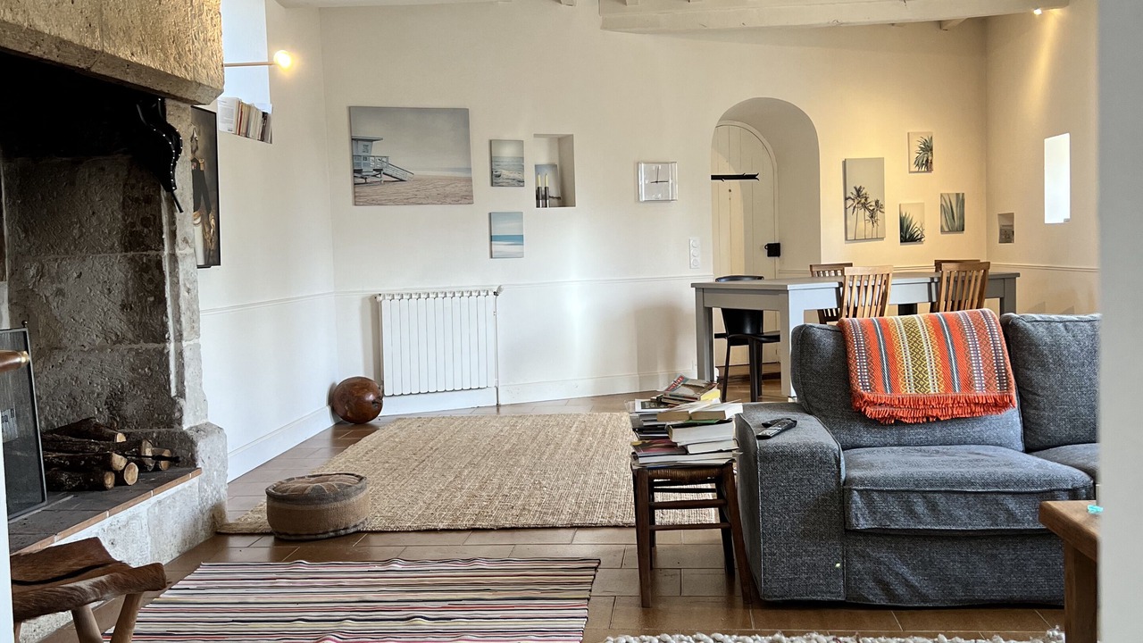 Photo of Livingroom in Sauvagnas