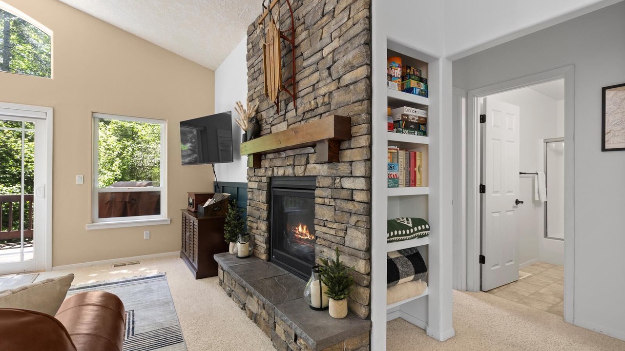 Photo of Livingroom in Mount Hood Village