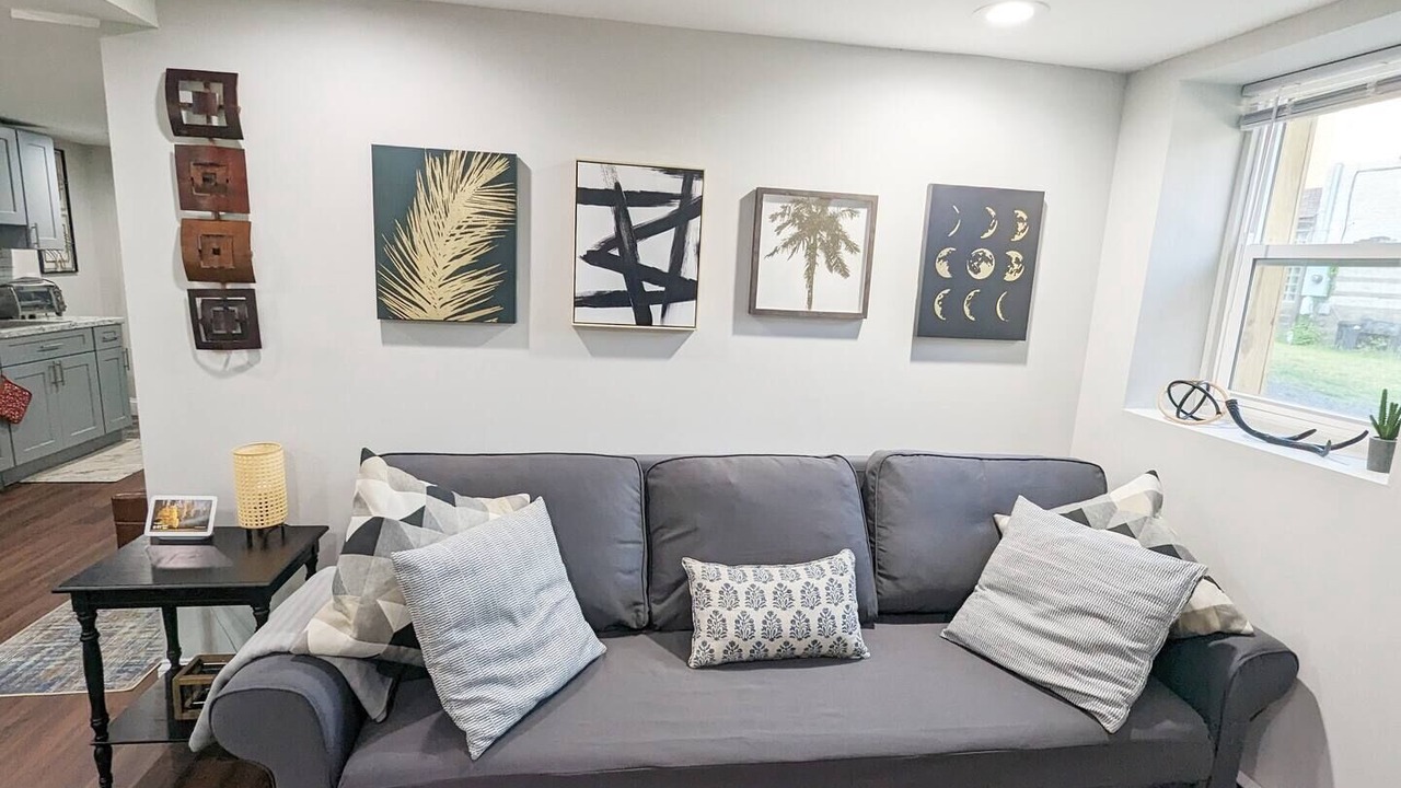 Photo of Livingroom in Albany