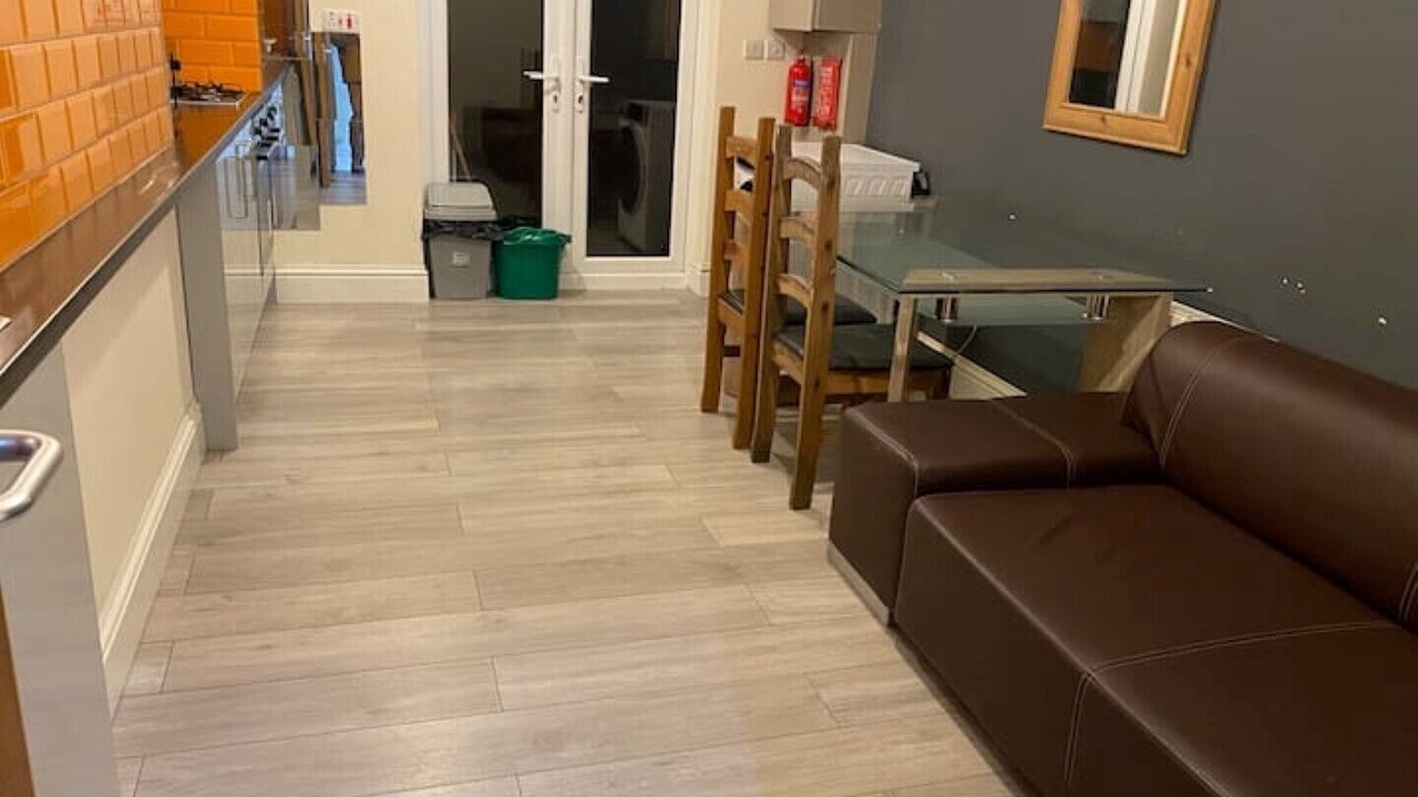 Photo of Others in Manchester