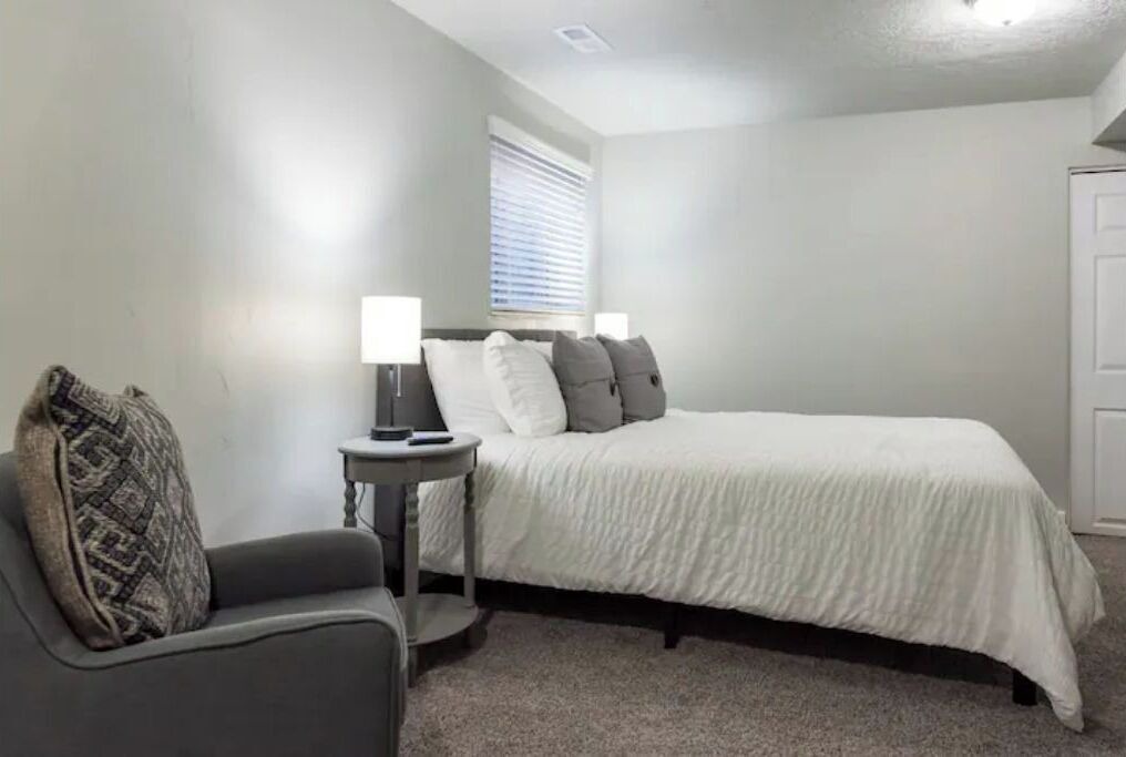 Photo of Bedroom in Sandy