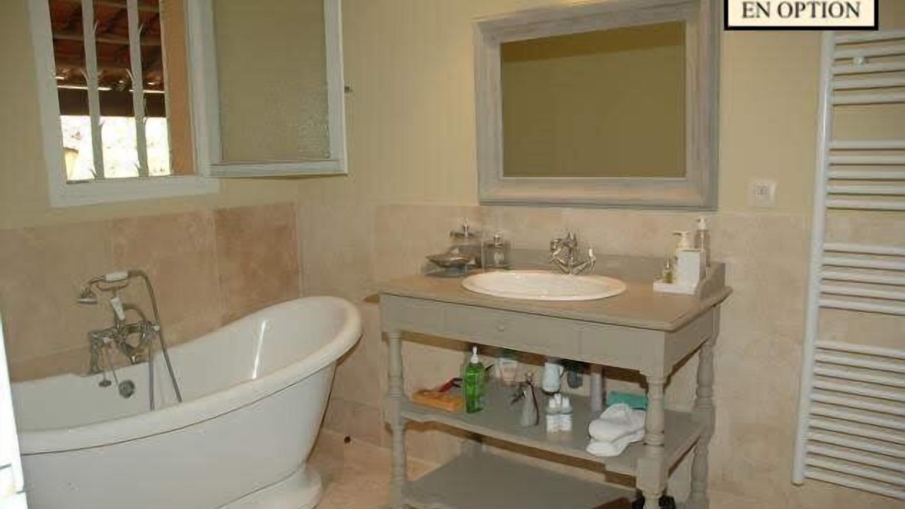 Photo of Bathroom in Saint-Chamassy