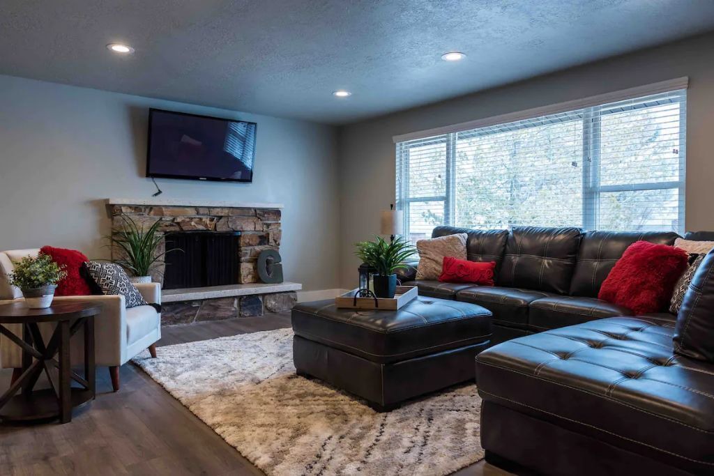 Photo of Livingroom in Taylorsville