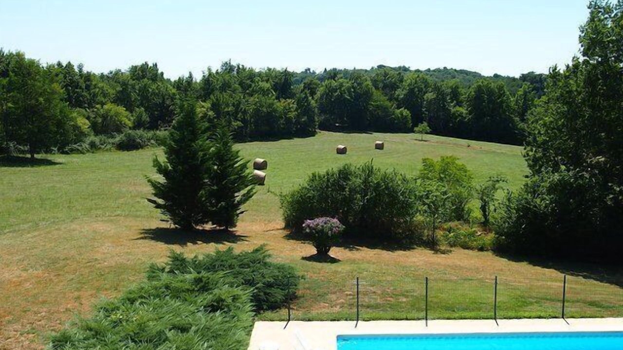 Photo of Outdoor in Saint-Chamassy