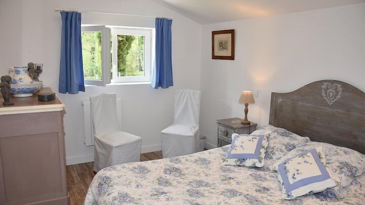 Photo of Bedroom in Saint-Chamassy