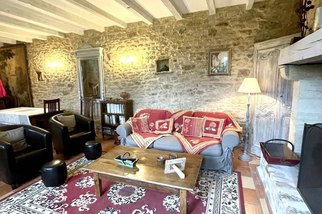 Photo of Livingroom in Saint-Chamassy