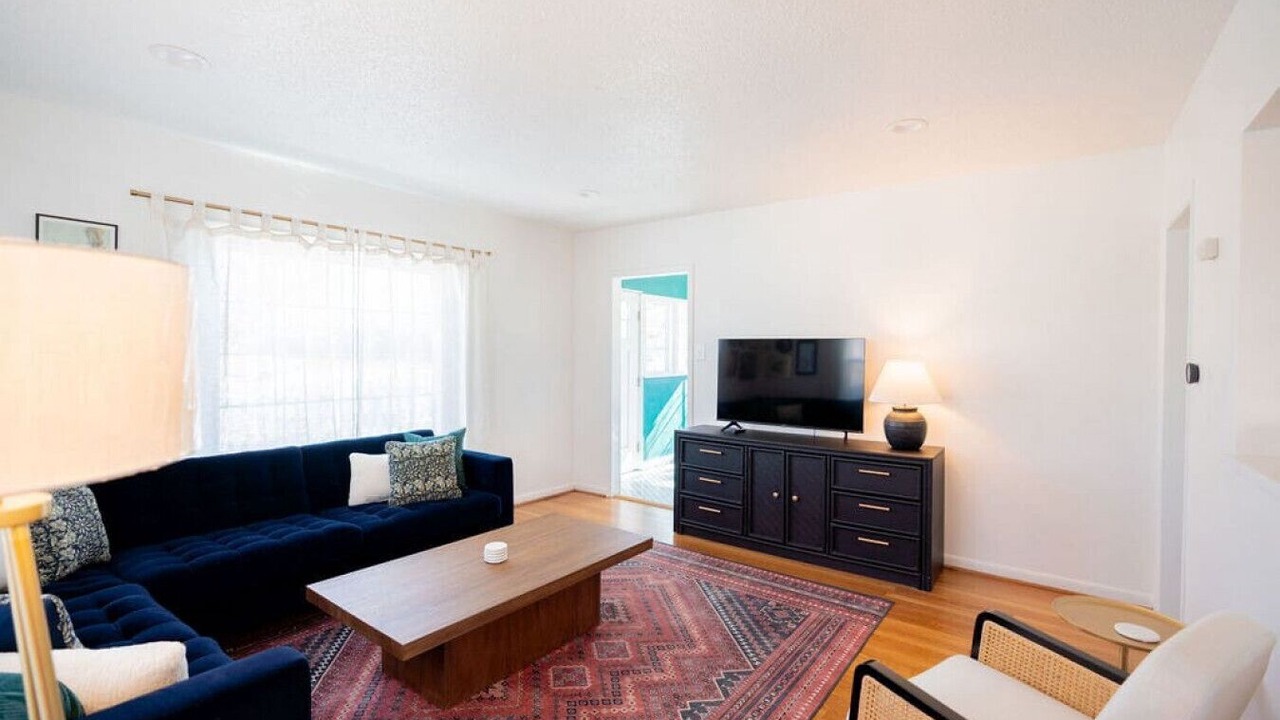 Photo of Livingroom in University Heights