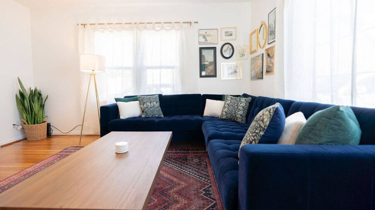 Photo of Livingroom in University Heights