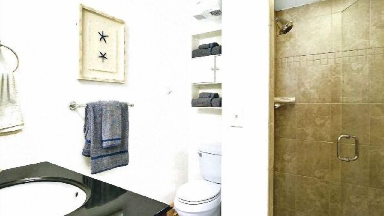 Photo of Bathroom in Ormond-by-the-Sea