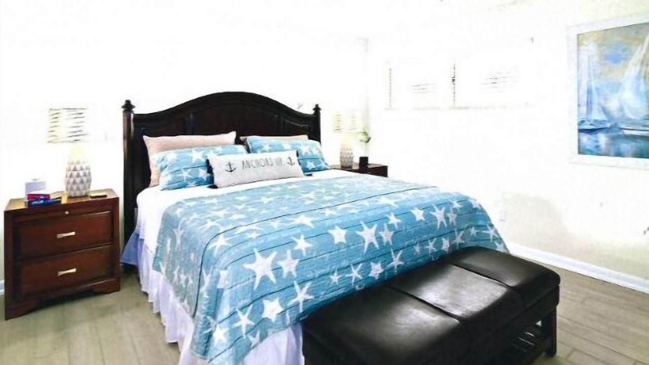 Photo of Bedroom in Ormond-by-the-Sea