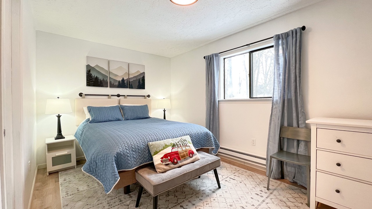 Photo of Bedroom in Tobyhanna