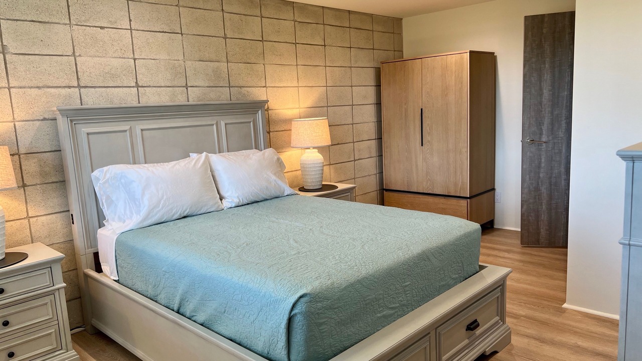 Photo of Bedroom in Moanalua