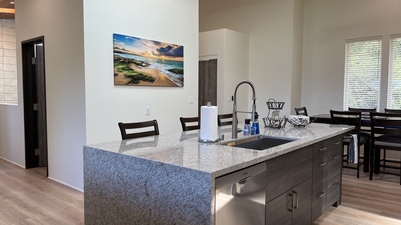 Photo of Kitchen in Moanalua