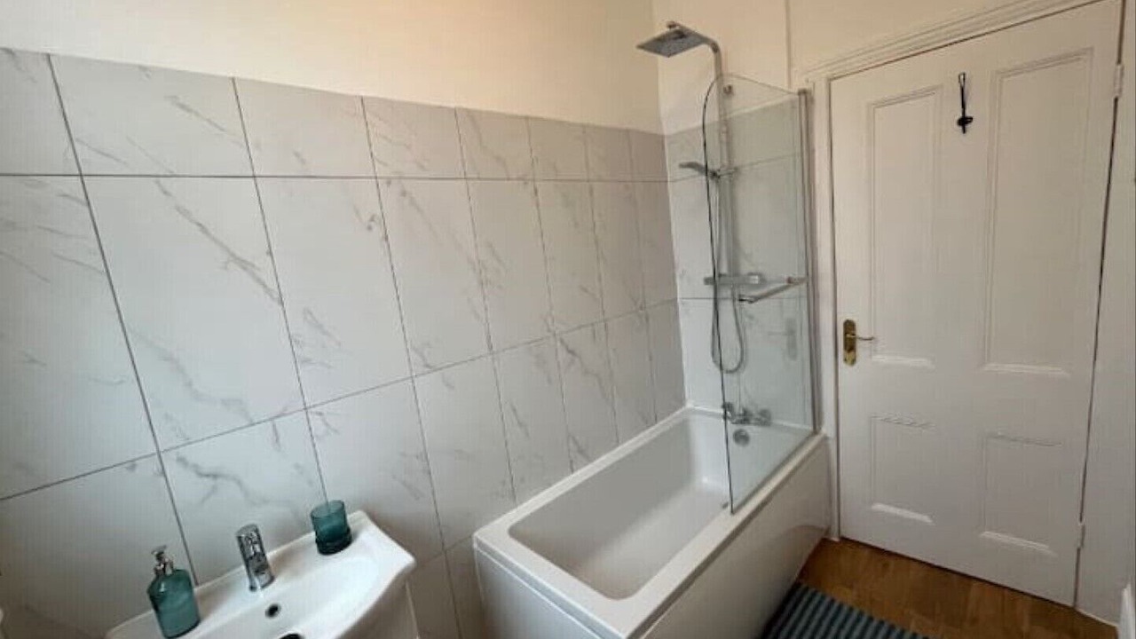 Photo of Bathroom in Furzedown