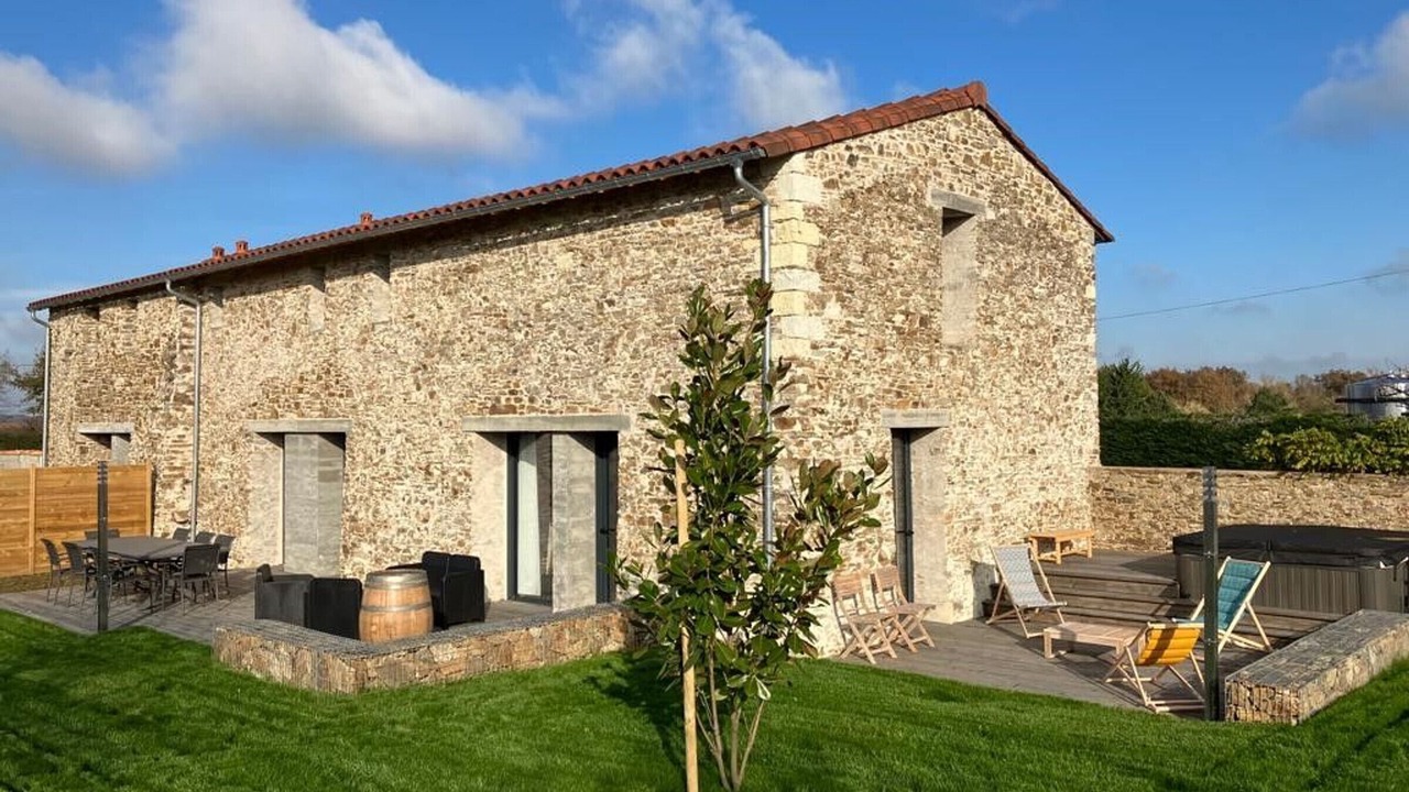 Photo of Outdoor in La Haie-Fouassiere