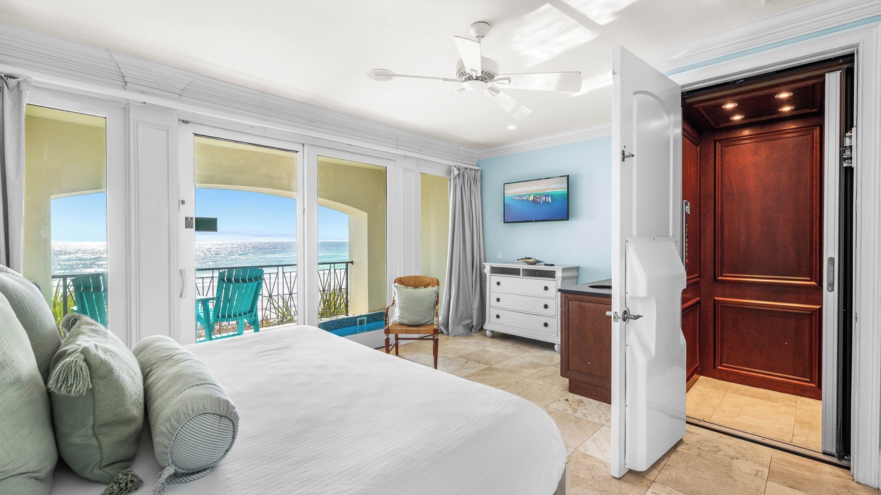 Photo of Others in Delos