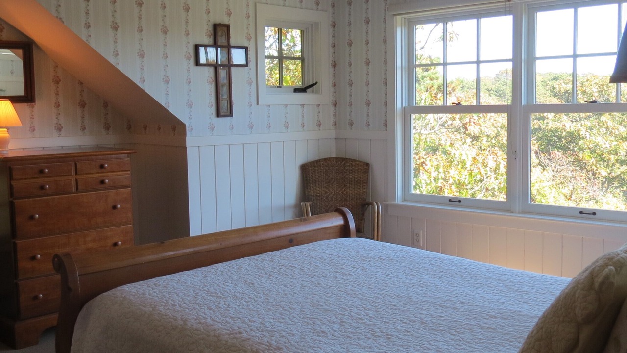 Photo of Bedroom in South Chatham