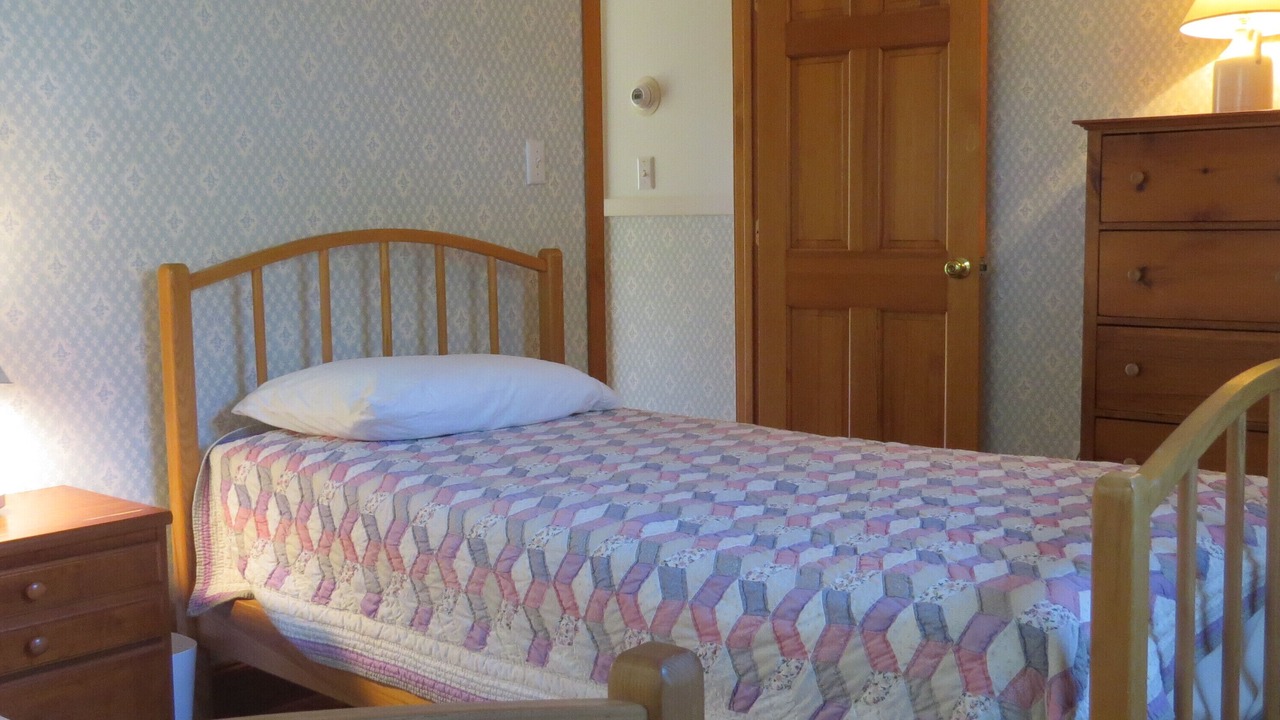 Photo of Bedroom in South Chatham