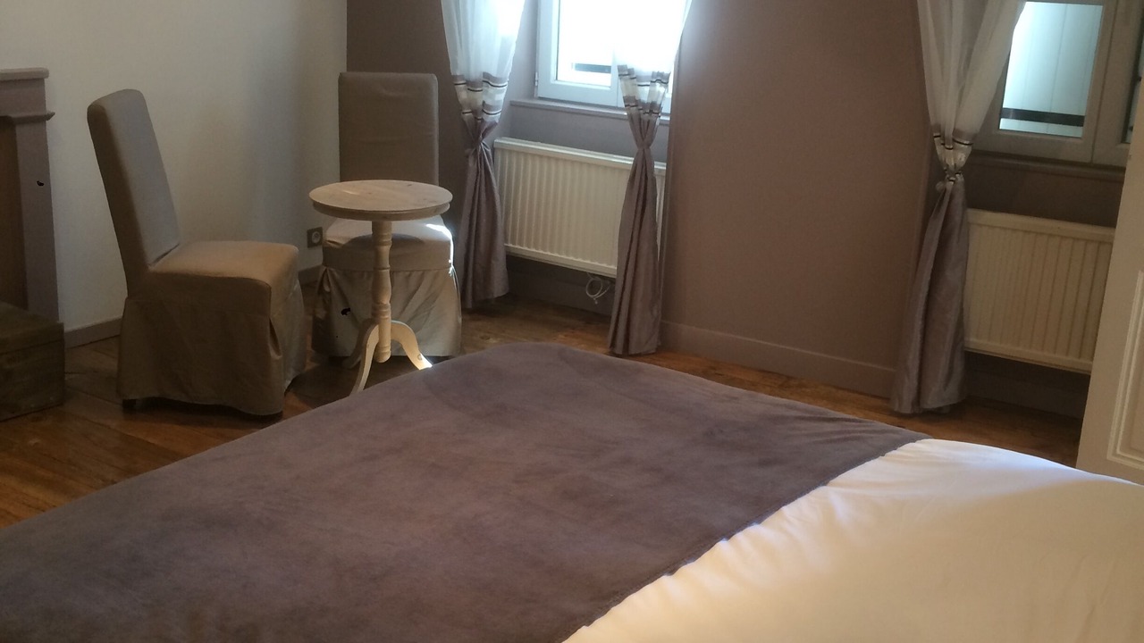 Photo of Bedroom in Calmont