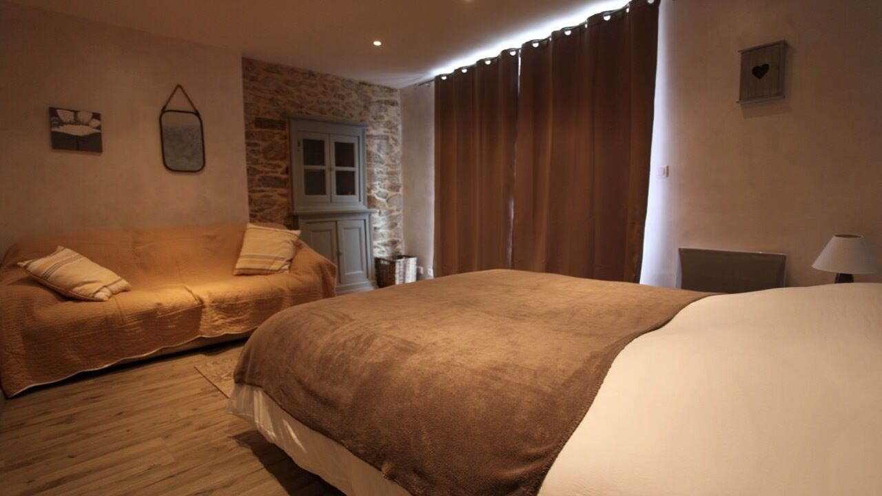 Photo of Bedroom in Calmont