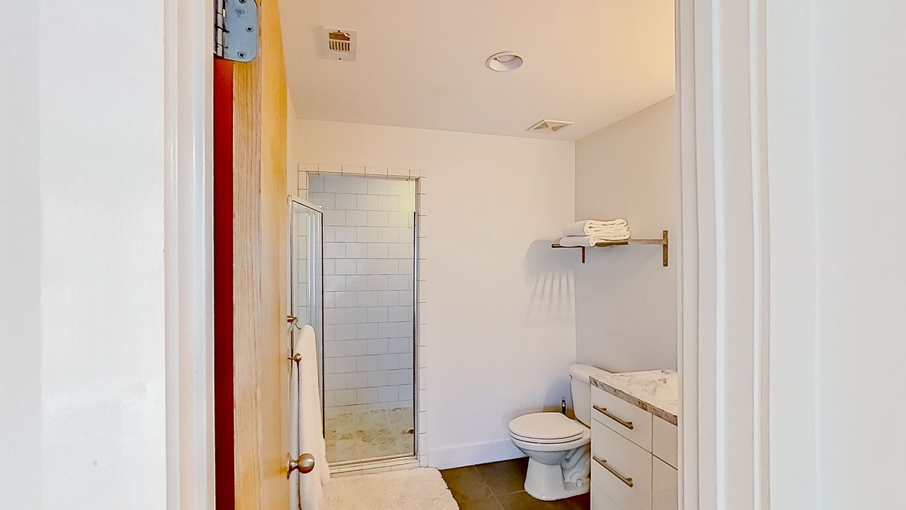 Photo of Bathroom in Chestnut
