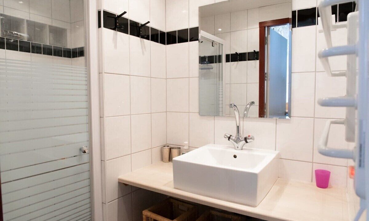 Photo of Bathroom in Ainvelle