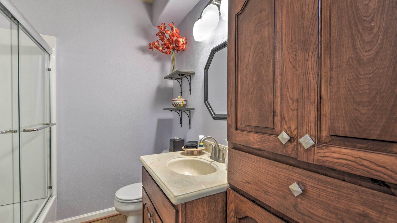 Photo of Bathroom in Ellis County