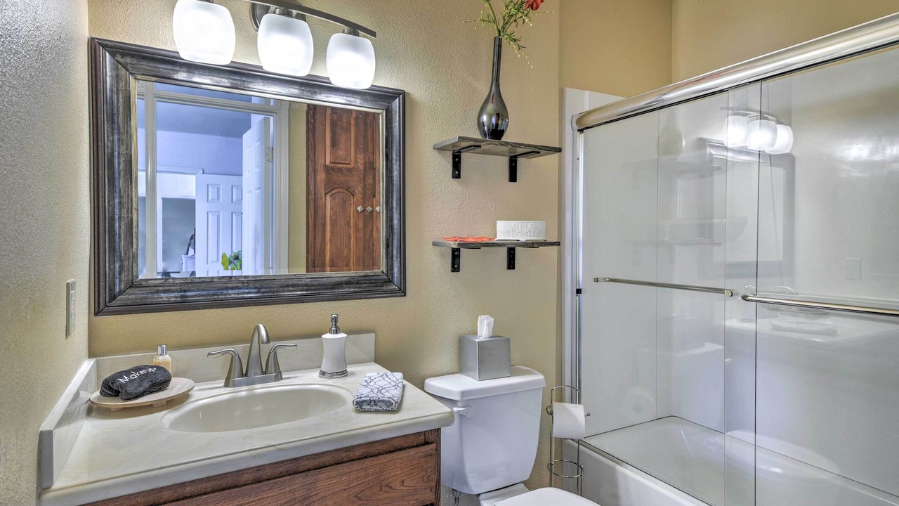 Photo of Bathroom in Ellis County