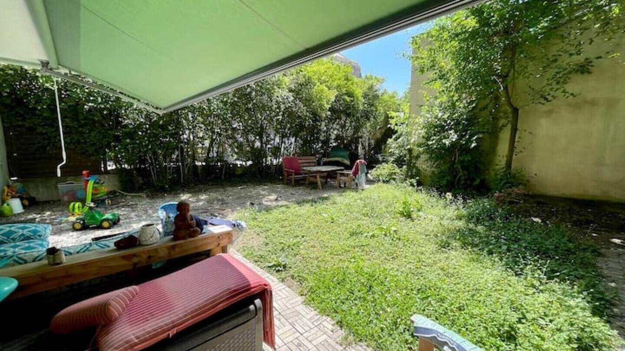 Photo of Outdoor in Breite