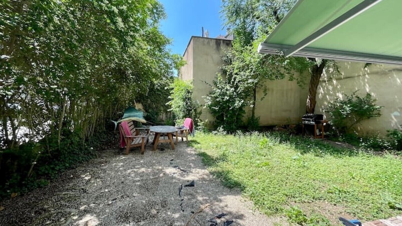 Photo of Outdoor in Breite