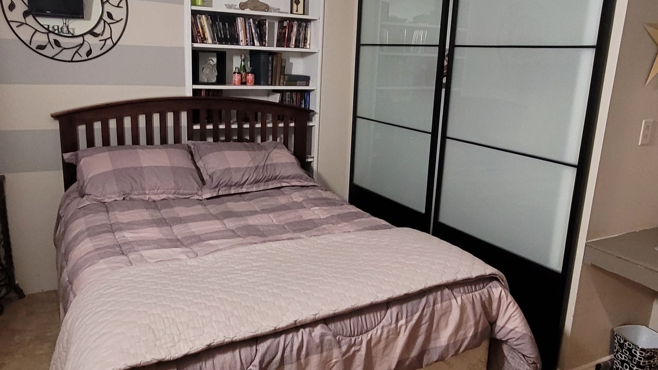 Photo of Bedroom in Gravenhurst