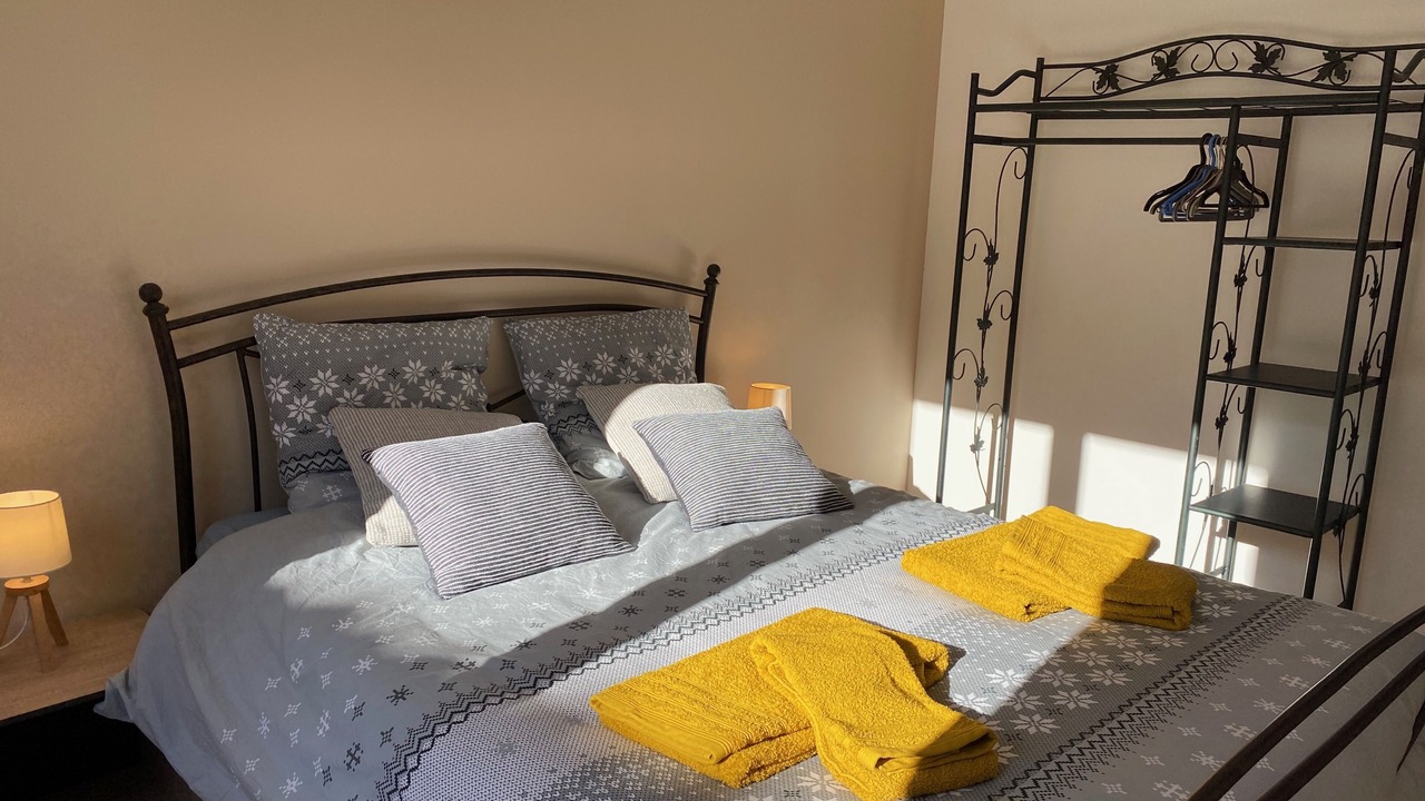 Photo of Bedroom in Clermont-Ferrand