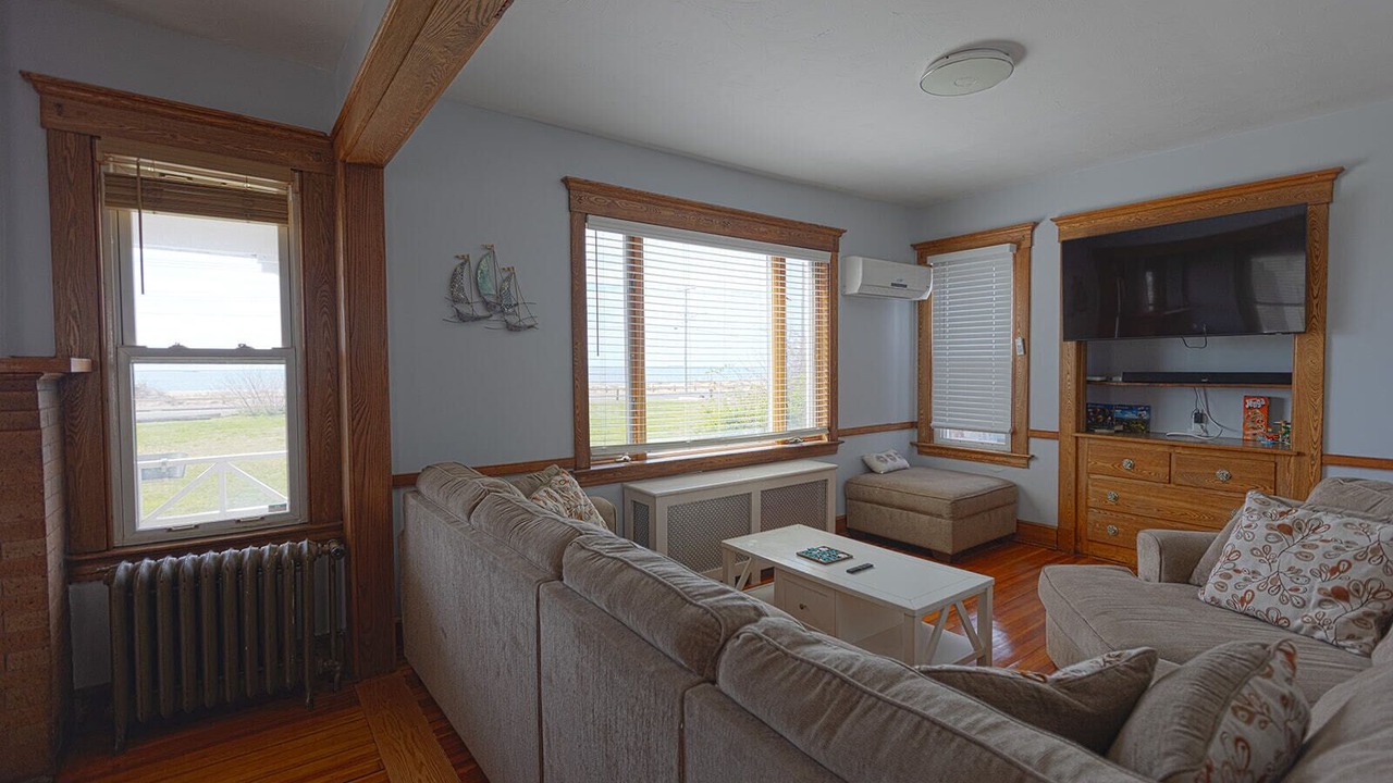Photo of Livingroom in West Haven