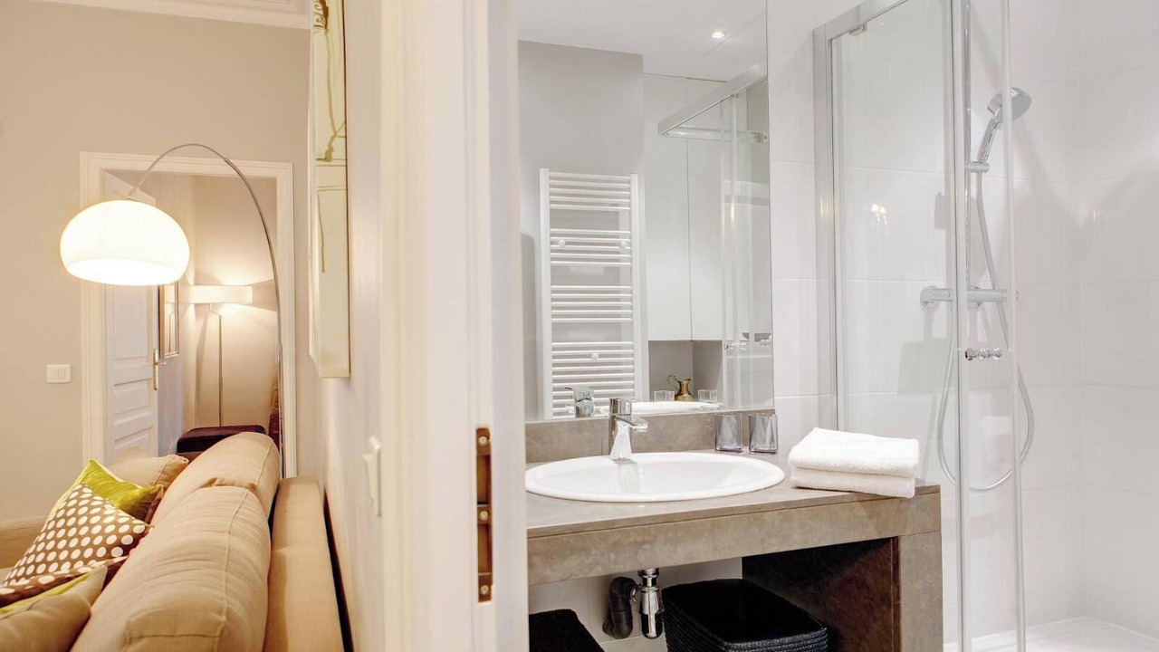 Photo of Bathroom in Saint-Merri